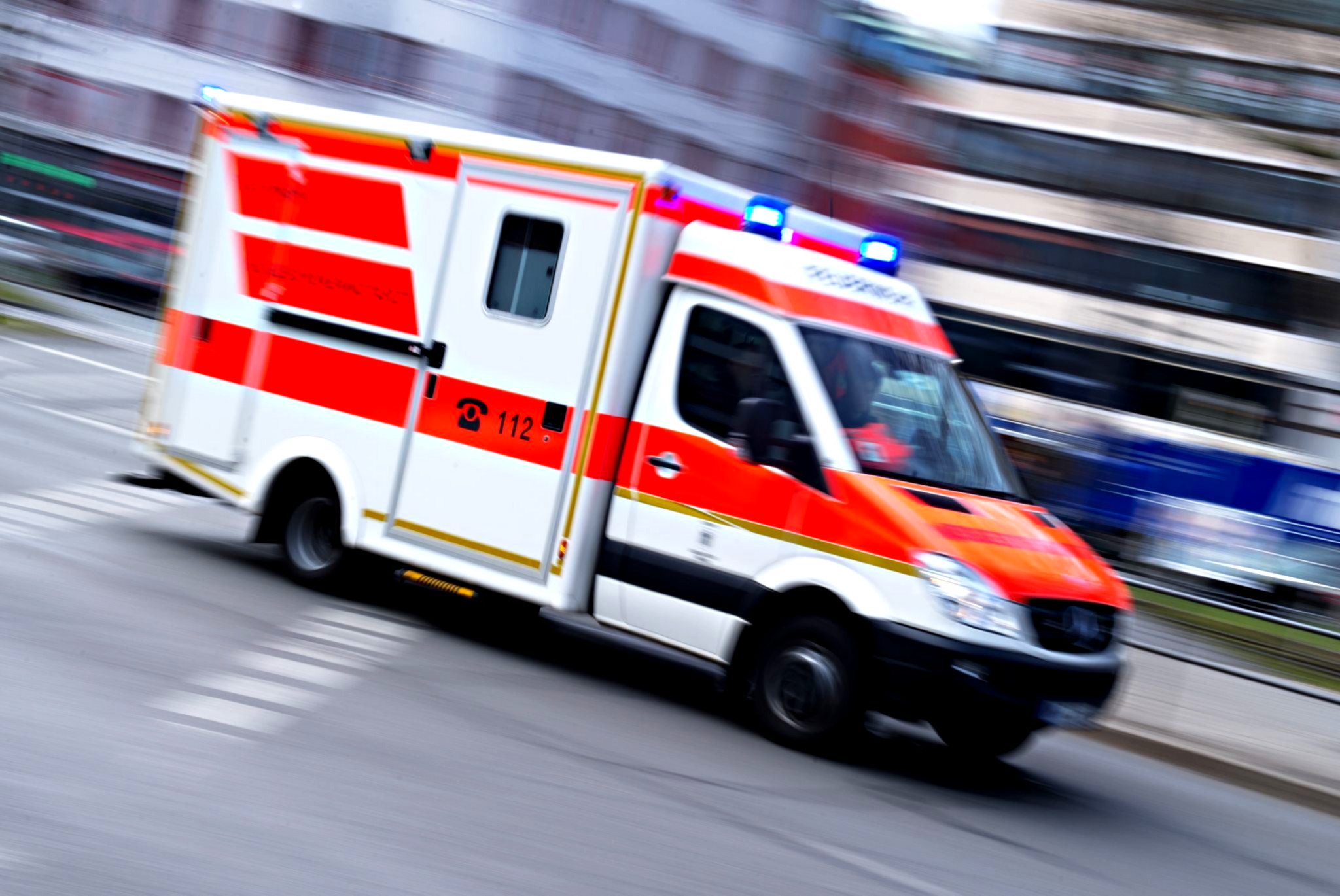 Mehrere Verletzte bei Zusammenstoß mit Linienbus in Lübeck